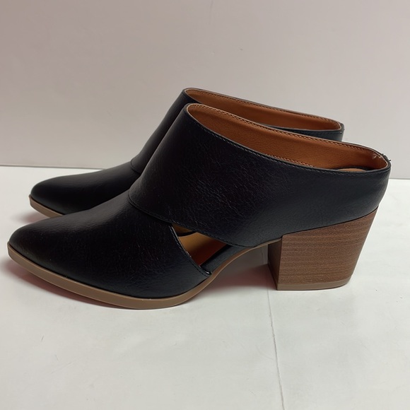 Dolcetta~Faux Leather~Pointed Toe~Block Heel~Cut-Out~Slip-On Mules~Size 7 1/2 - Picture 6 of 10